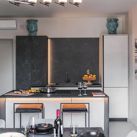 Lägenhet Mit Terrasse By Interhome *